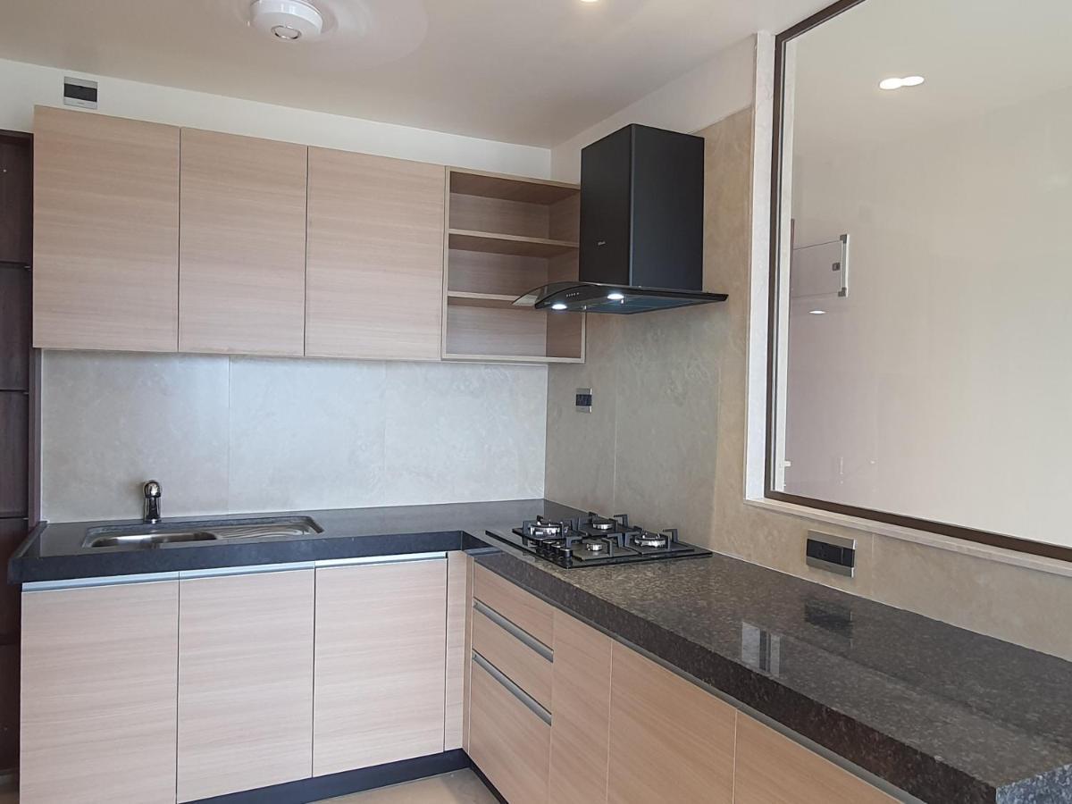 Osi Bkc Kurla West Apartamento